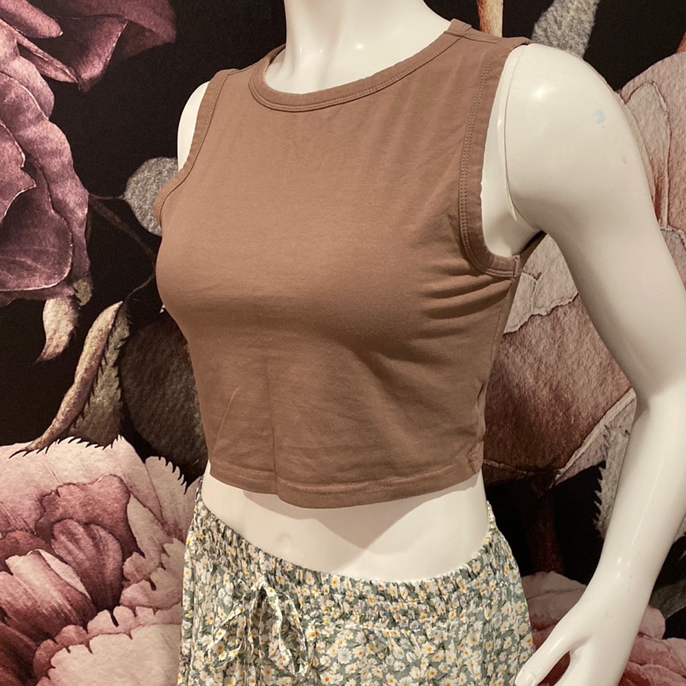 SHEIN Crop Tank